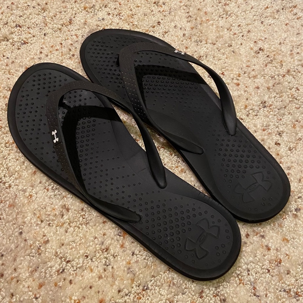 under armor flip flops